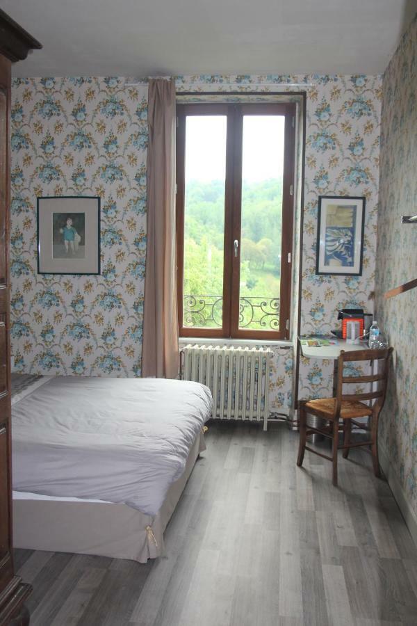 Aux Berges Du Coubisou B&B 외부 사진